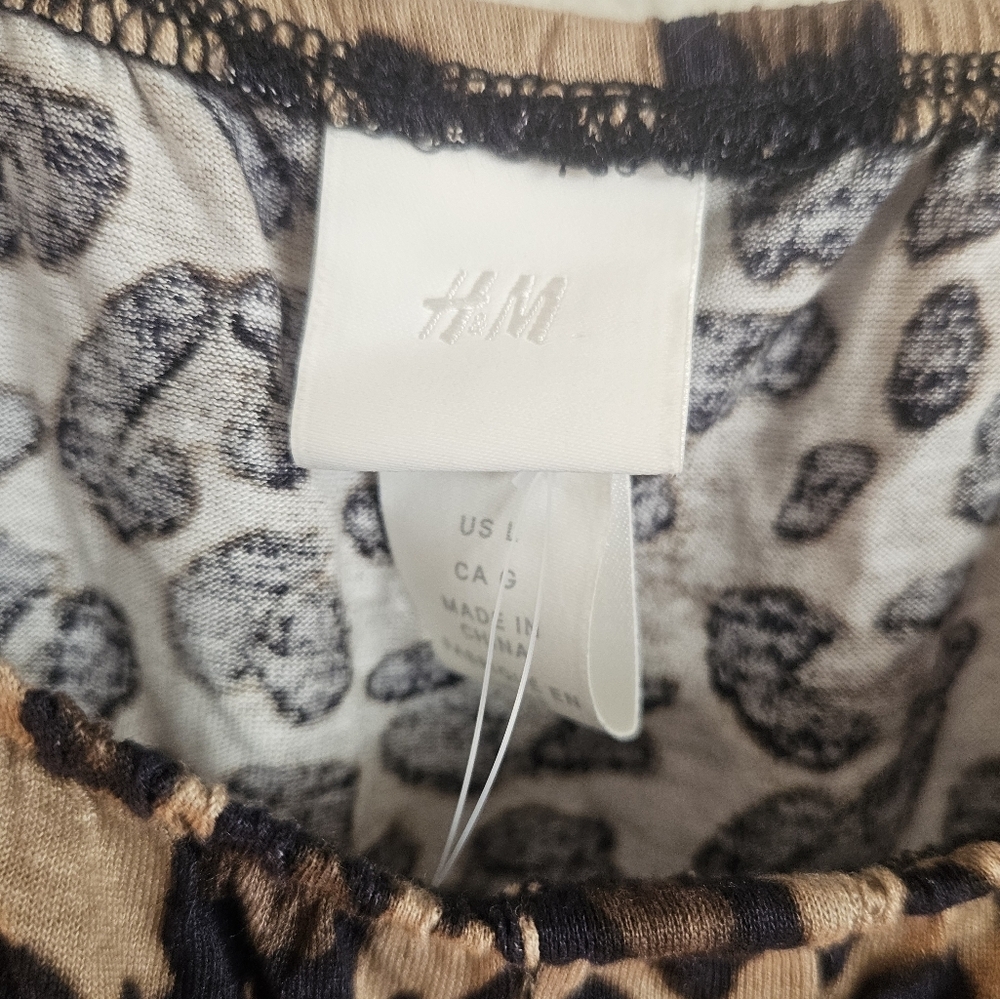 Leopard Print Women's Top - Picture 2 of 2